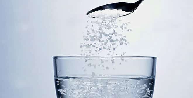 potassium carbonate in water